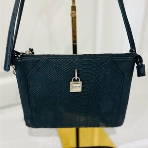 Women’s Kenneth Cole Reaction snake print crossbody bag